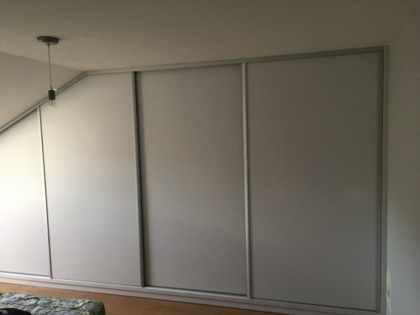 Szafa przesuwna pod skosem - obrazek 7